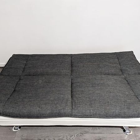 3 Bedroom Apartment Sleeps 8 에든버러 외부 사진